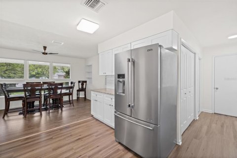 Casa en venta en Titusville, Florida, 3 dormitorios, 156.08 m2 № 2210644 - foto 5