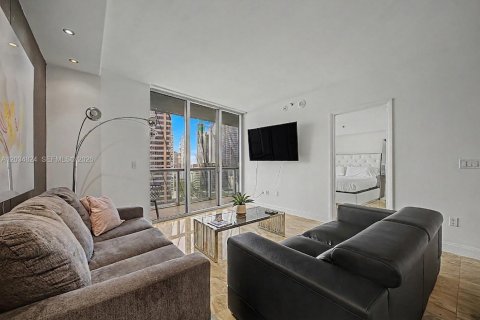 Condominio en alquiler en Miami, Florida, 2 dormitorios, 88.54 m2 № 2085586 - foto 6