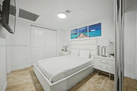 Condominio en alquiler en Miami, Florida, 2 dormitorios, 88.54 m2 № 2085586 - foto 8