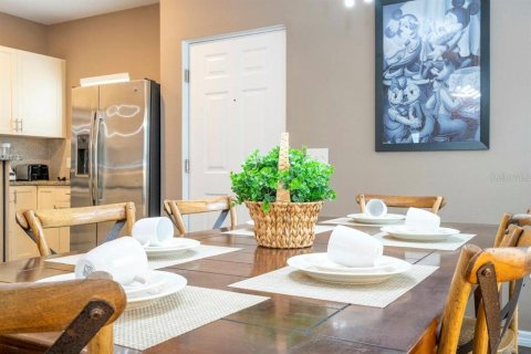 Townhouse in Kissimmee, Florida 4 bedrooms, 157.38 sq.m. № 1553234 - photo 7