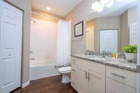 Townhouse in Kissimmee, Florida 4 bedrooms, 157.38 sq.m. № 1553234 - photo 22
