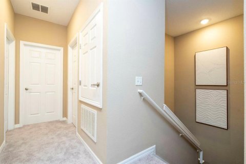 Townhouse in Kissimmee, Florida 4 bedrooms, 157.38 sq.m. № 1553234 - photo 17