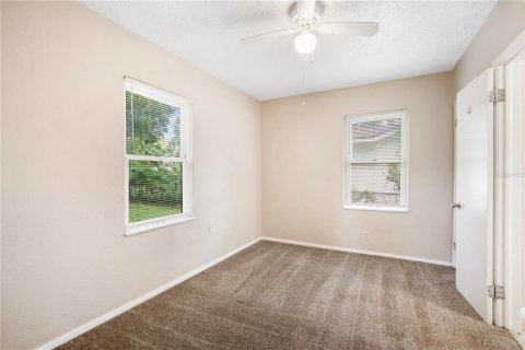 Casa en alquiler en Tampa, Florida, 2 dormitorios, 80.36 m2 № 1910454 - foto 17