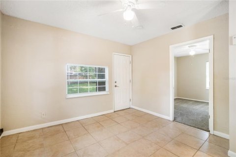 Casa en alquiler en Tampa, Florida, 2 dormitorios, 80.36 m2 № 1910454 - foto 15