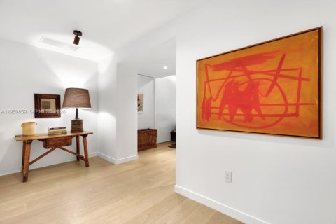 Copropriété à vendre à Miami Beach, Floride: 3 chambres, 336.31 m2 № 2008531 - photo 2