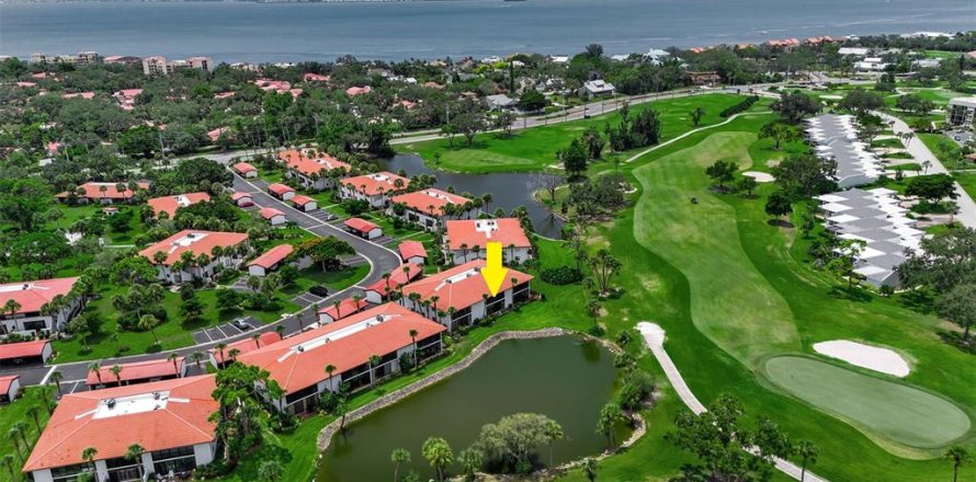 Condominio en Bradenton, Florida, 2 dormitorios № 1898421