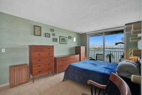 Купить кондоминиум в Майами-Бич, Флорида 2 спальни, 114.64м2, № 1984443 - фото 19