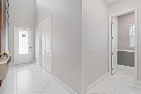 House in Winter Garden, Florida 5 bedrooms, 360.27 sq.m. № 1690526 - photo 6
