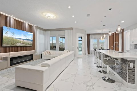 House in Winter Garden, Florida 5 bedrooms, 360.27 sq.m. № 1690526 - photo 14