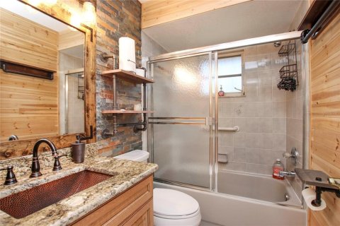 Casa en alquiler en Punta Gorda, Florida, 3 dormitorios, 161.56 m2 № 930846 - foto 5