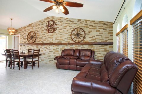 Casa en alquiler en Punta Gorda, Florida, 3 dormitorios, 161.56 m2 № 930846 - foto 10