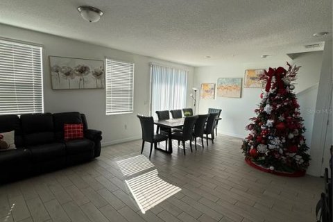 Townhouse in Orlando, Florida 3 bedrooms, 134.89 sq.m. № 2219087 - photo 3