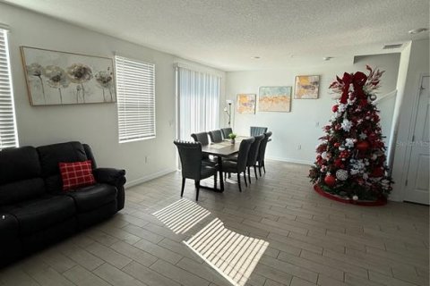 Townhouse in Orlando, Florida 3 bedrooms, 134.89 sq.m. № 2219087 - photo 4