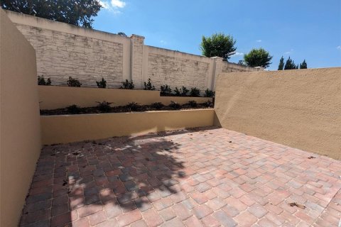 Townhouse in Kissimmee, Florida 3 bedrooms, 143.72 sq.m. № 1150339 - photo 17