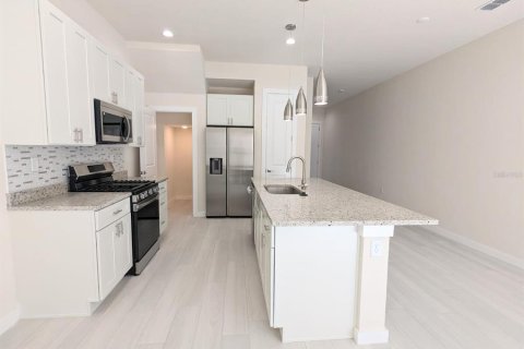 Townhouse in Kissimmee, Florida 3 bedrooms, 143.72 sq.m. № 1150339 - photo 4