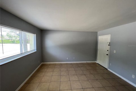 Condo in Tampa, Florida, 1 bedroom  № 2234171 - photo 6