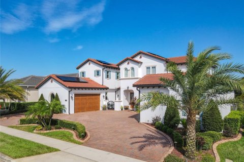 House in LAKESHORE in Winter Garden, Florida 5 bedrooms, 402.17 sq.m. № 1212221 - photo 5