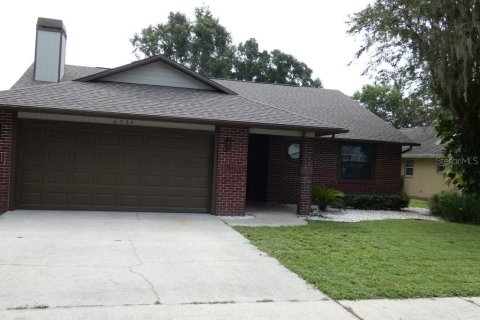 Casa en venta en Zephyrhills, Florida, 3 dormitorios, 178.84 m2 № 1912199 - foto 1