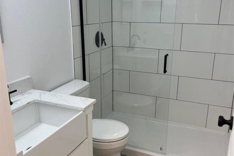 Condo in Bradenton, Florida, 1 bedroom  № 1918037 - photo 16