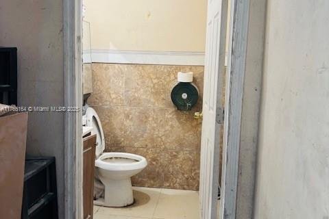 Propiedad comercial en venta en Cutler Bay, Florida № 2055374 - foto 7