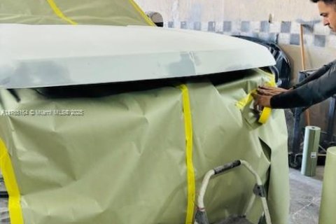 Propiedad comercial en venta en Cutler Bay, Florida № 2055374 - foto 3