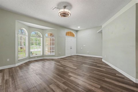 Villa ou maison à vendre à New Port Richey, Floride: 5 chambres, 262.73 m2 № 2149977 - photo 29