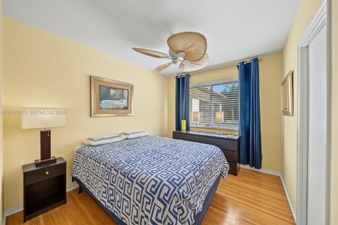 House in Miami Shores, Florida 3 bedrooms № 2427808 - photo 15