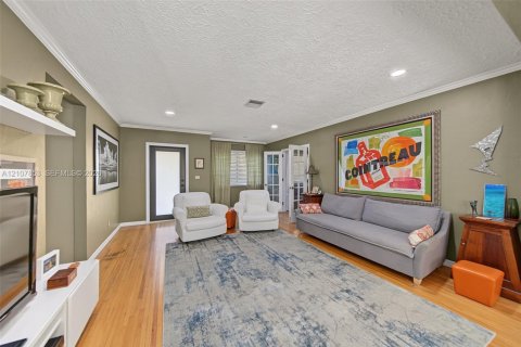 House in Miami Shores, Florida 3 bedrooms № 2427808 - photo 7