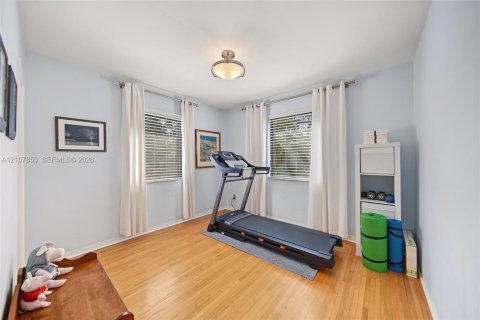 House in Miami Shores, Florida 3 bedrooms № 2427808 - photo 16