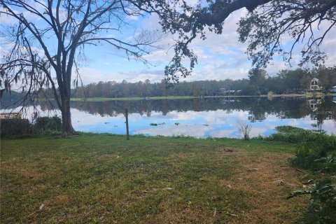 House in Tampa, Florida 3 bedrooms, 154.87 sq.m. № 1542405 - photo 4