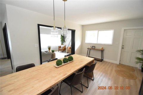 House in Tampa, Florida 3 bedrooms, 154.87 sq.m. № 1542405 - photo 20