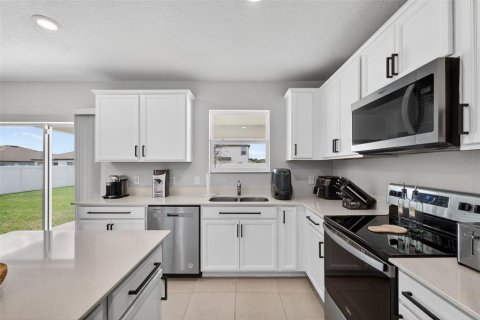 Casa en venta en Winter Haven, Florida, 4 dormitorios, 243.96 m2 № 2385621 - foto 17