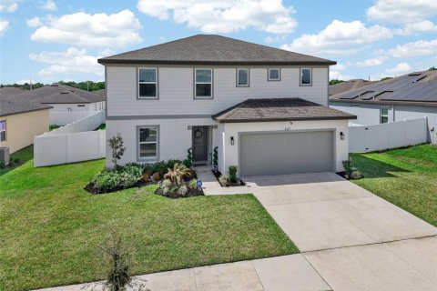 Casa en venta en Winter Haven, Florida, 4 dormitorios, 243.96 m2 № 2385621 - foto 2
