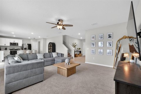 Casa en venta en Winter Haven, Florida, 4 dormitorios, 243.96 m2 № 2385621 - foto 11