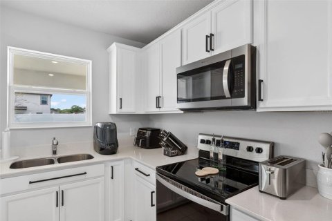 Casa en venta en Winter Haven, Florida, 4 dormitorios, 243.96 m2 № 2385621 - foto 16