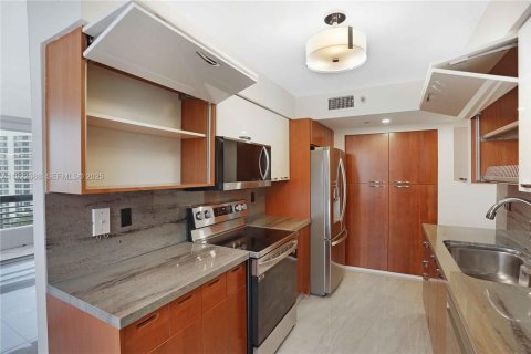 Copropriété à louer à Aventura, Floride: 2 chambres, 136.01 m2 № 2080398 - photo 10