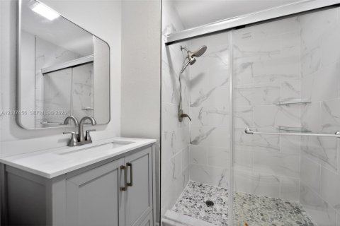Villa ou maison à vendre à Orlando, Floride: 3 chambres, 210.33 m2 № 2270791 - photo 25