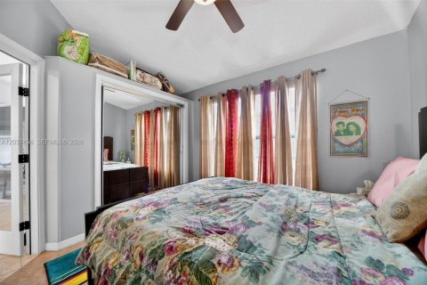 Villa ou maison à vendre à Orlando, Floride: 3 chambres, 210.33 m2 № 2270791 - photo 21