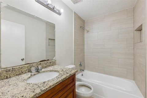 Купить виллу или дом в Киссимми, Флорида 7 комнат, 130.99м2, № 2304402 - фото 14
