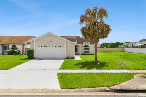 House in Kissimmee, Florida 3 bedrooms, 130.99 sq.m. № 2304402