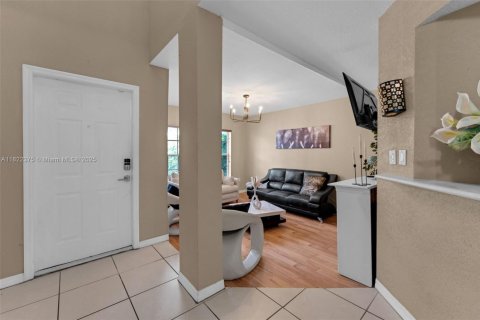 Купить виллу или дом в Майами, Флорида 4 спальни, 213.86м2, № 1936027 - фото 14