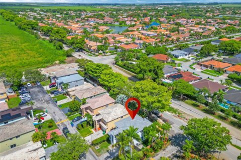 Купить виллу или дом в Майами, Флорида 4 спальни, 213.86м2, № 1936027 - фото 7