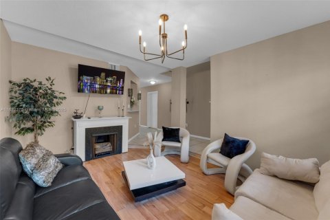 Купить виллу или дом в Майами, Флорида 4 спальни, 213.86м2, № 1936027 - фото 15