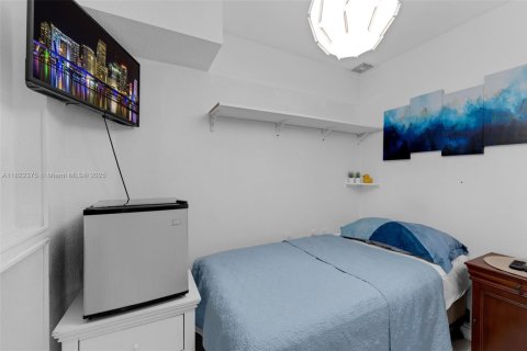 Купить виллу или дом в Майами, Флорида 4 спальни, 213.86м2, № 1936027 - фото 27