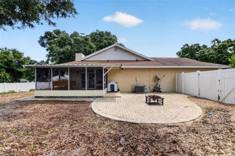 House in Winter Haven, Florida 3 bedrooms, 159.05 sq.m. № 2117879 - photo 26