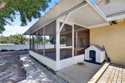 House in Winter Haven, Florida 3 bedrooms, 159.05 sq.m. № 2117879 - photo 25
