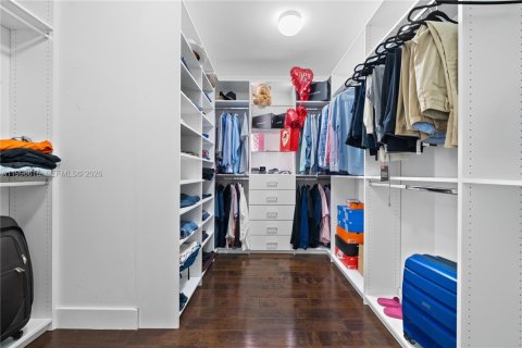 Casa en venta en Doral, Florida, 4 dormitorios, 281.49 m2 № 2058164 - foto 15