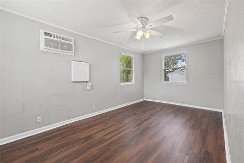 Propiedad comercial en venta en Saint Petersburg, Florida, 5 dormitorios, 194.54 m2 № 1916415 - foto 16