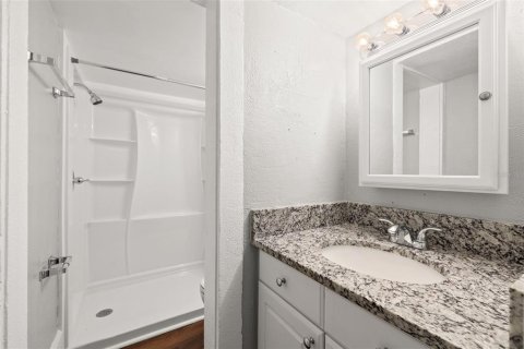 Propiedad comercial en venta en Saint Petersburg, Florida, 5 dormitorios, 194.54 m2 № 1916415 - foto 18