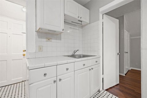 Propiedad comercial en venta en Saint Petersburg, Florida, 5 dormitorios, 194.54 m2 № 1916415 - foto 26